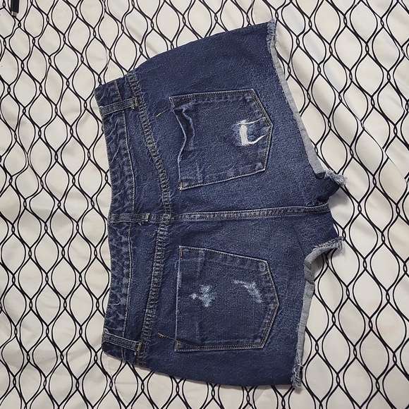 Mossimo denim shorts - Picture 2 of 2